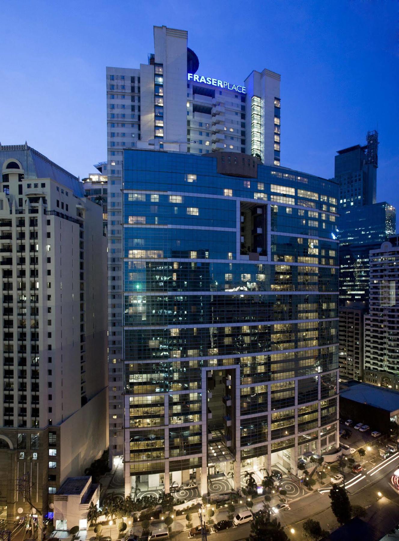 Fraser Place Manila Макати Экстерьер фото