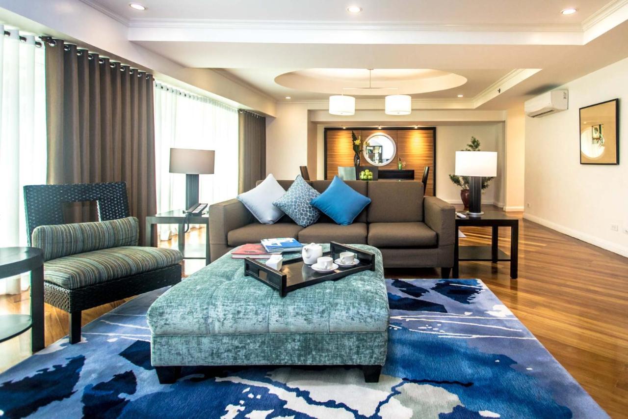 Fraser Place Manila Макати Экстерьер фото